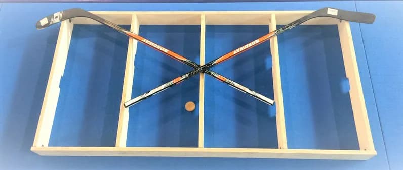 Игра "Бокс-Хоккей"