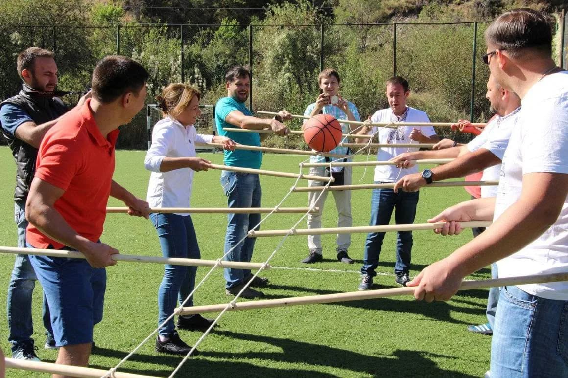 Командная игра "Рельсы"